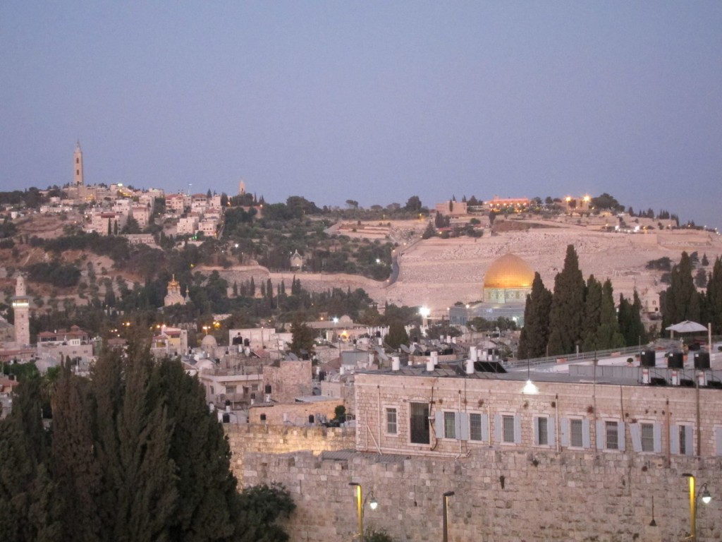 ירושלים, הנוף מבר היין של מרכז נוטרדאם